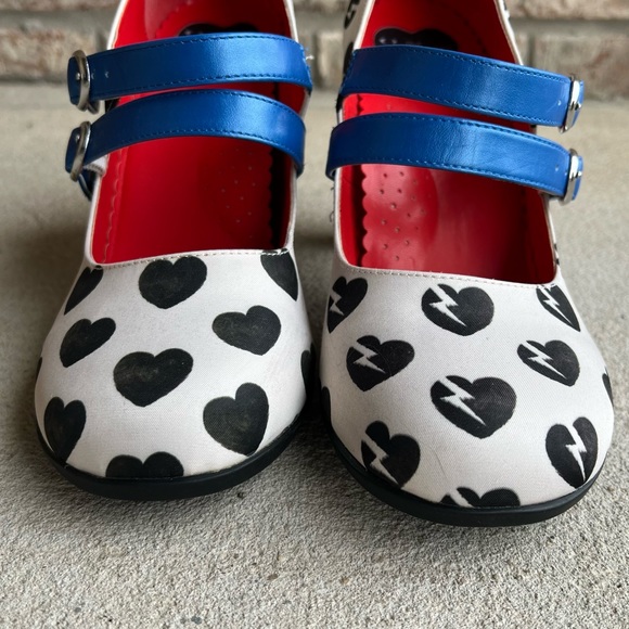 🍒💣 Hot Chocolate He loves me- he loves me not Mary Jane heels - Picture 6 of 16